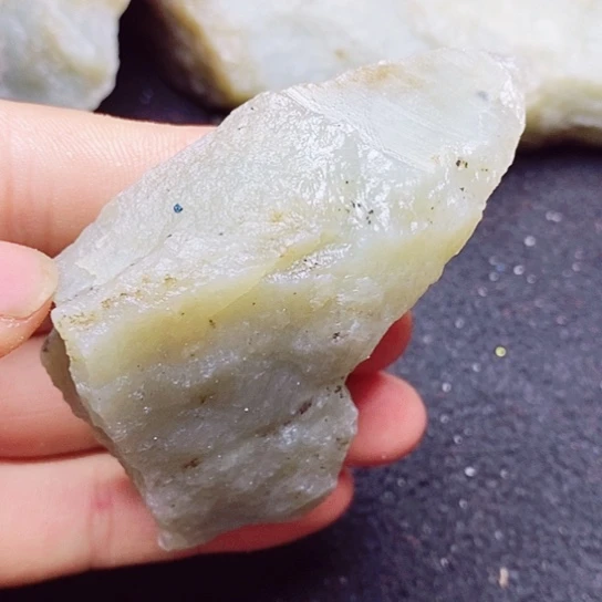 和田玉（糖玉）未镶嵌珠宝半成品