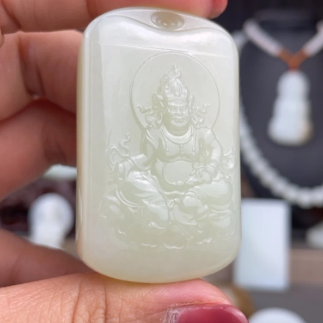 【闪购商品】颈饰未镶嵌和田玉