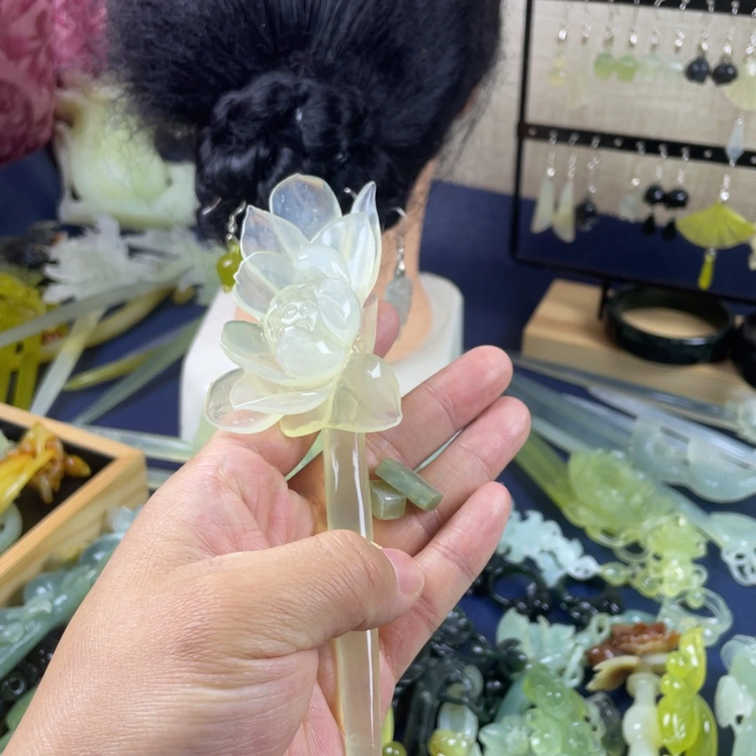 蛇纹石玉发饰未镶嵌葫*酱
