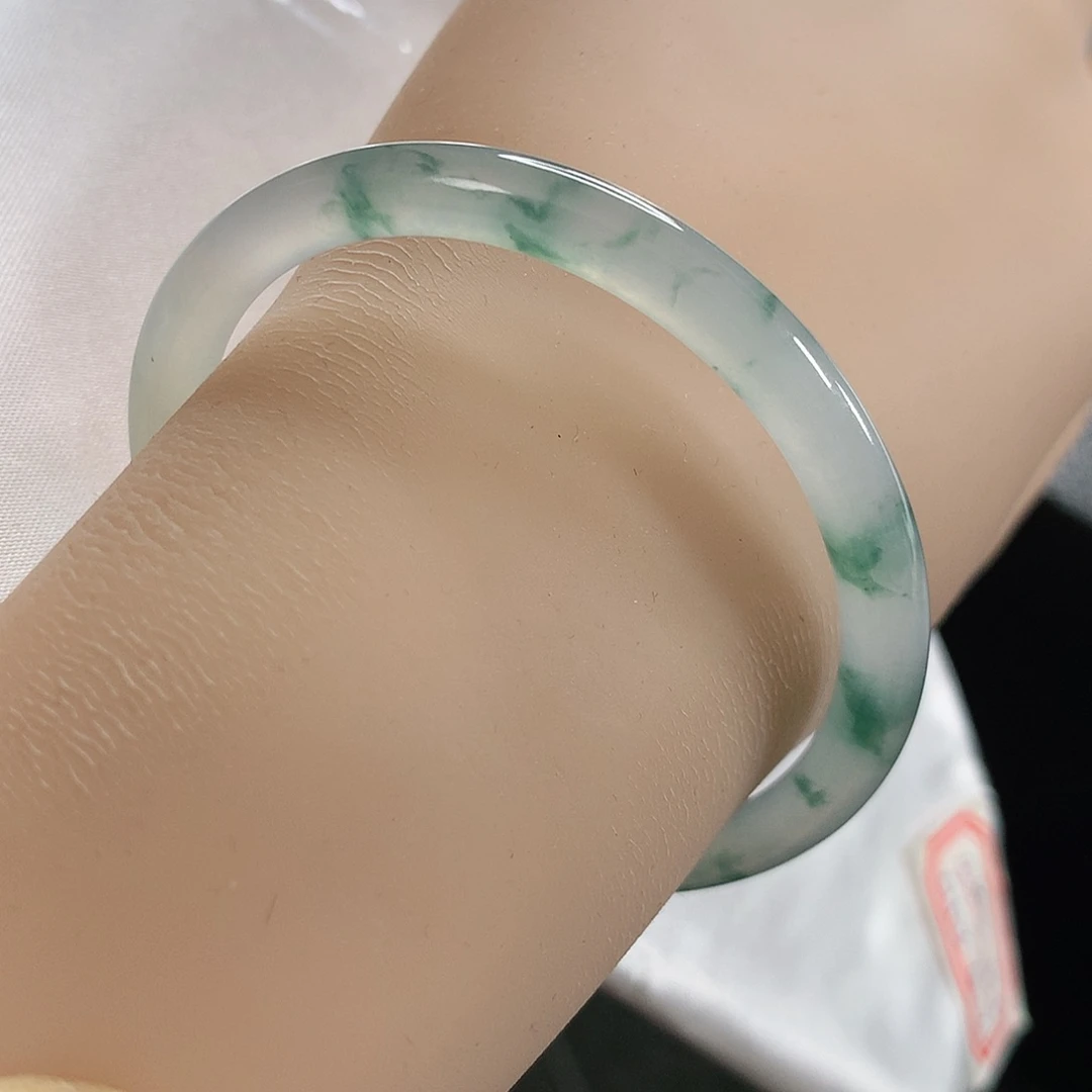 翡翠手镯未镶嵌 贵妃①⑤⑤⭐⭐⭐⭐⭐强烈推荐