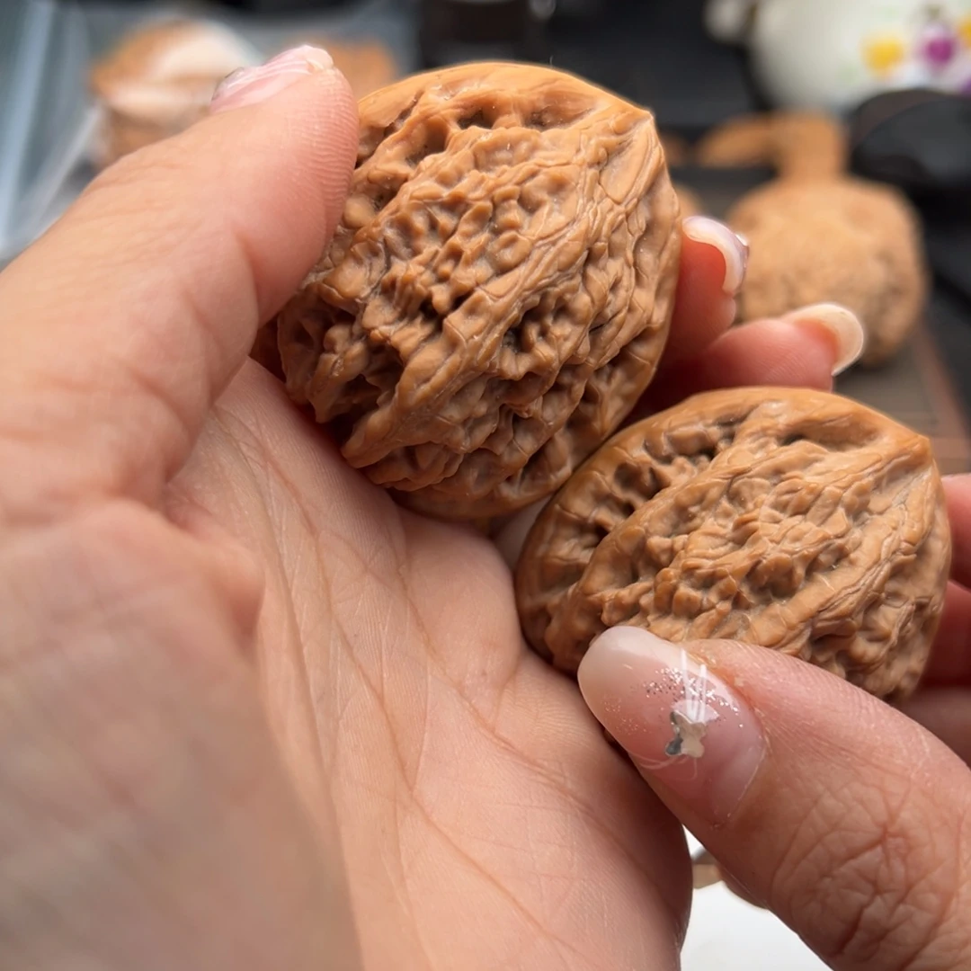 文玩核桃把件虎头王42