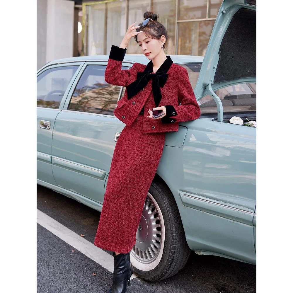 DUCURNO法式酒红色羽绒服套装女2026冬季新款高级感半身裙两件套