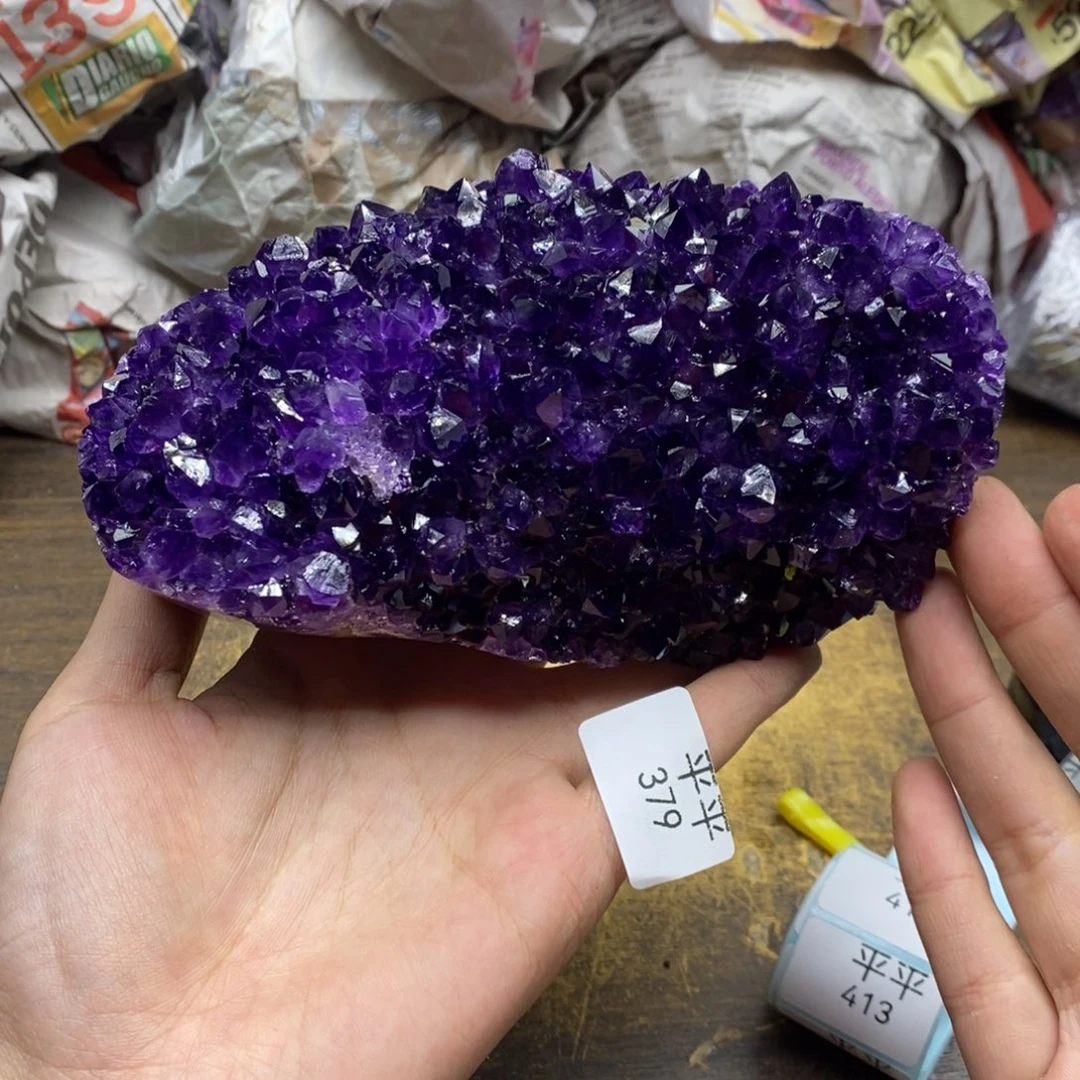 紫晶乌拉圭未镶嵌