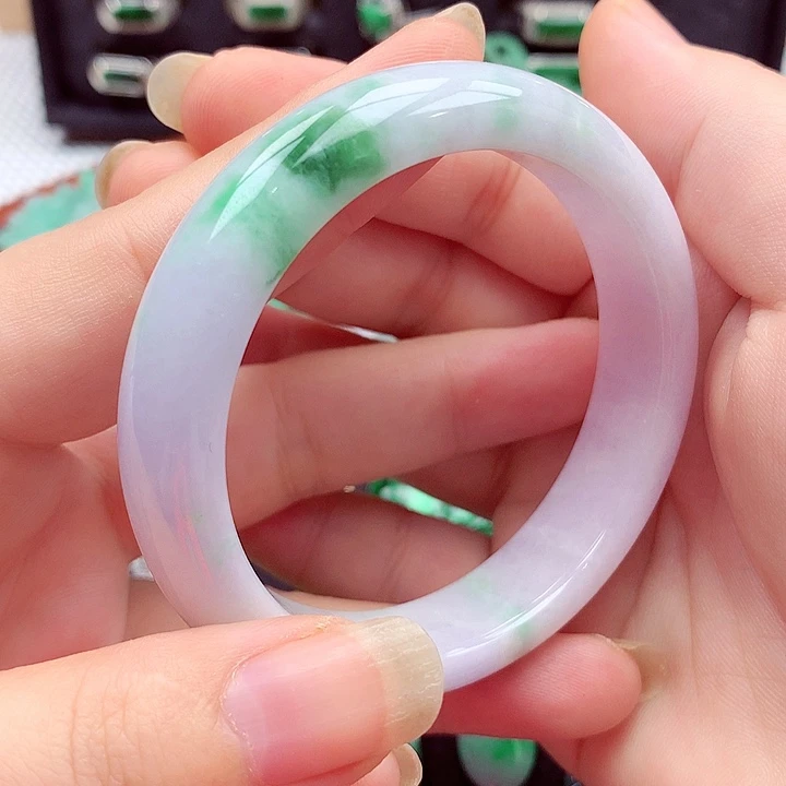 翡翠未镶嵌手镯翡翠手镯