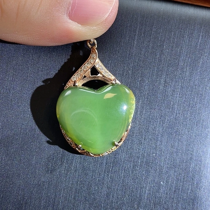 和田玉（碧玉）银S925镶嵌颈饰（粉绿猫眼）