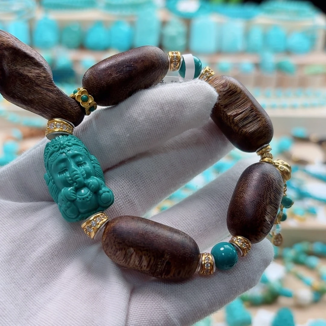 绿松石未镶嵌珠宝奇石