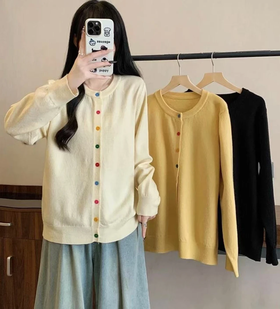 微胖大码女装春季新款柔软针织开衫长袖彩扣显瘦上衣