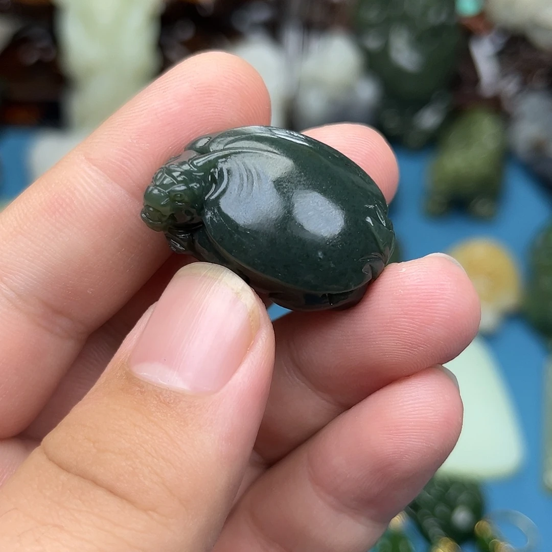 和田玉（糖玉）未镶嵌挂件