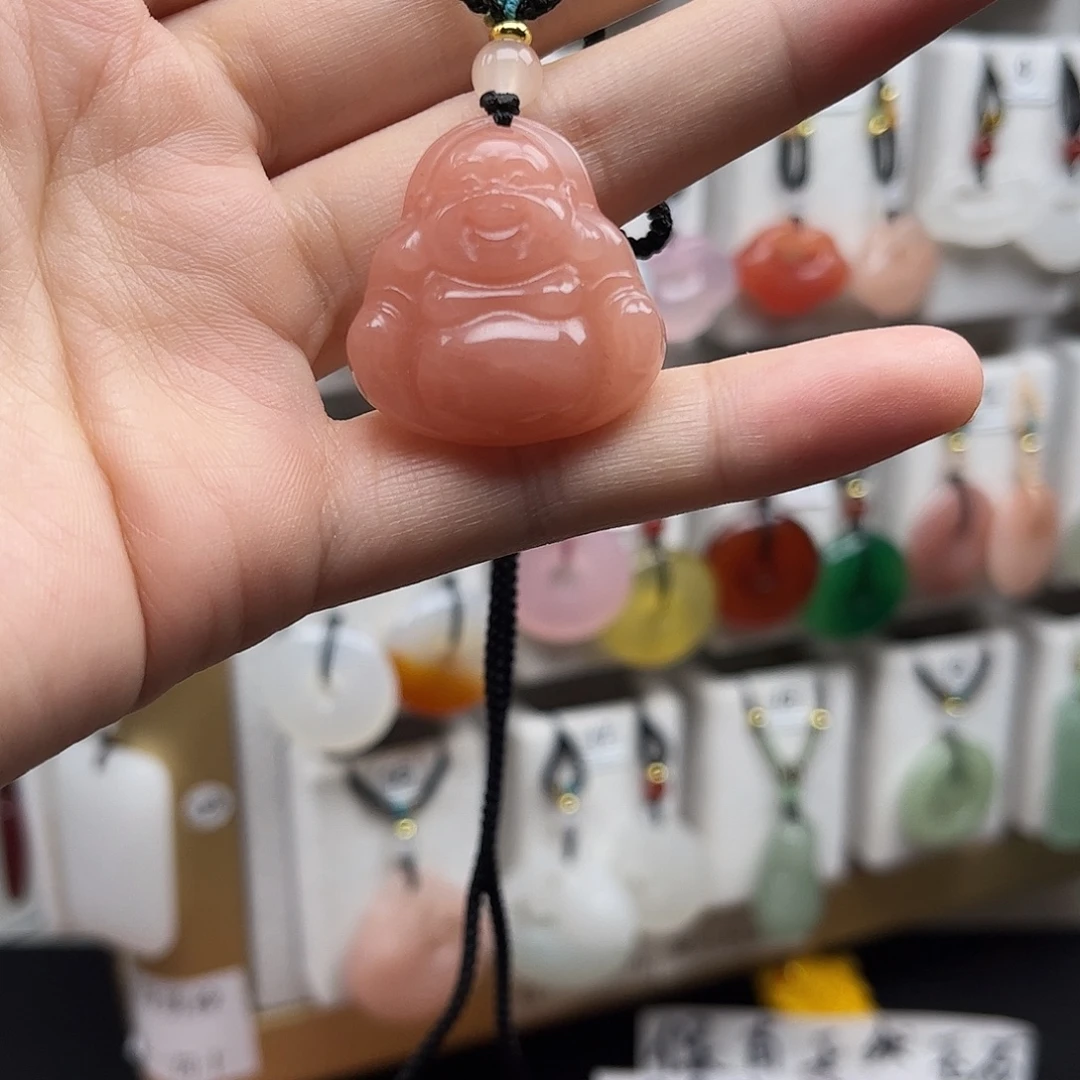 石英质玉未镶嵌颈饰