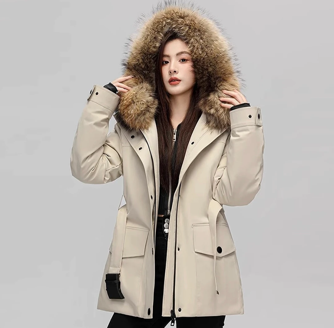 大毛领中长款连帽女款羽绒服23W615