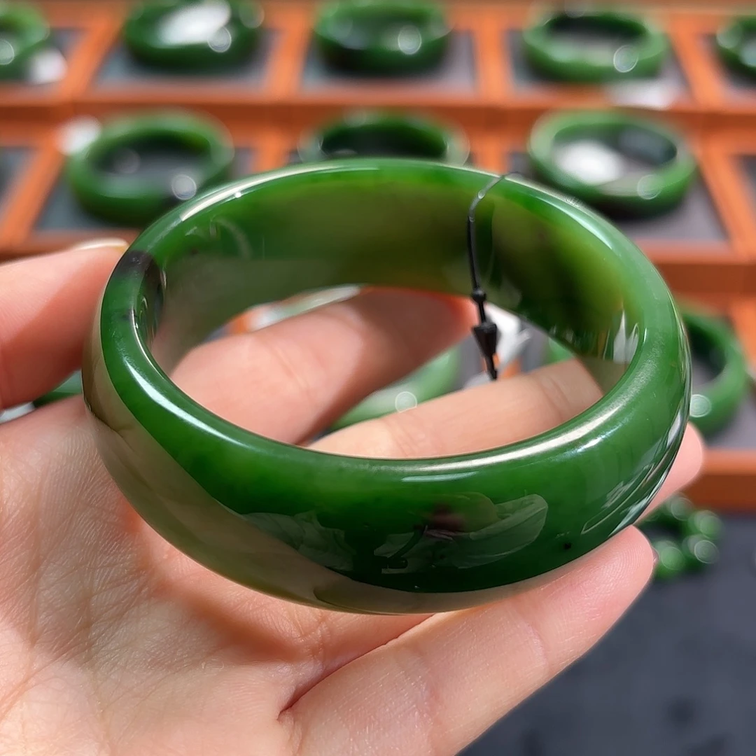 和田玉（碧玉）未镶嵌手镯宽版/菠菜绿
