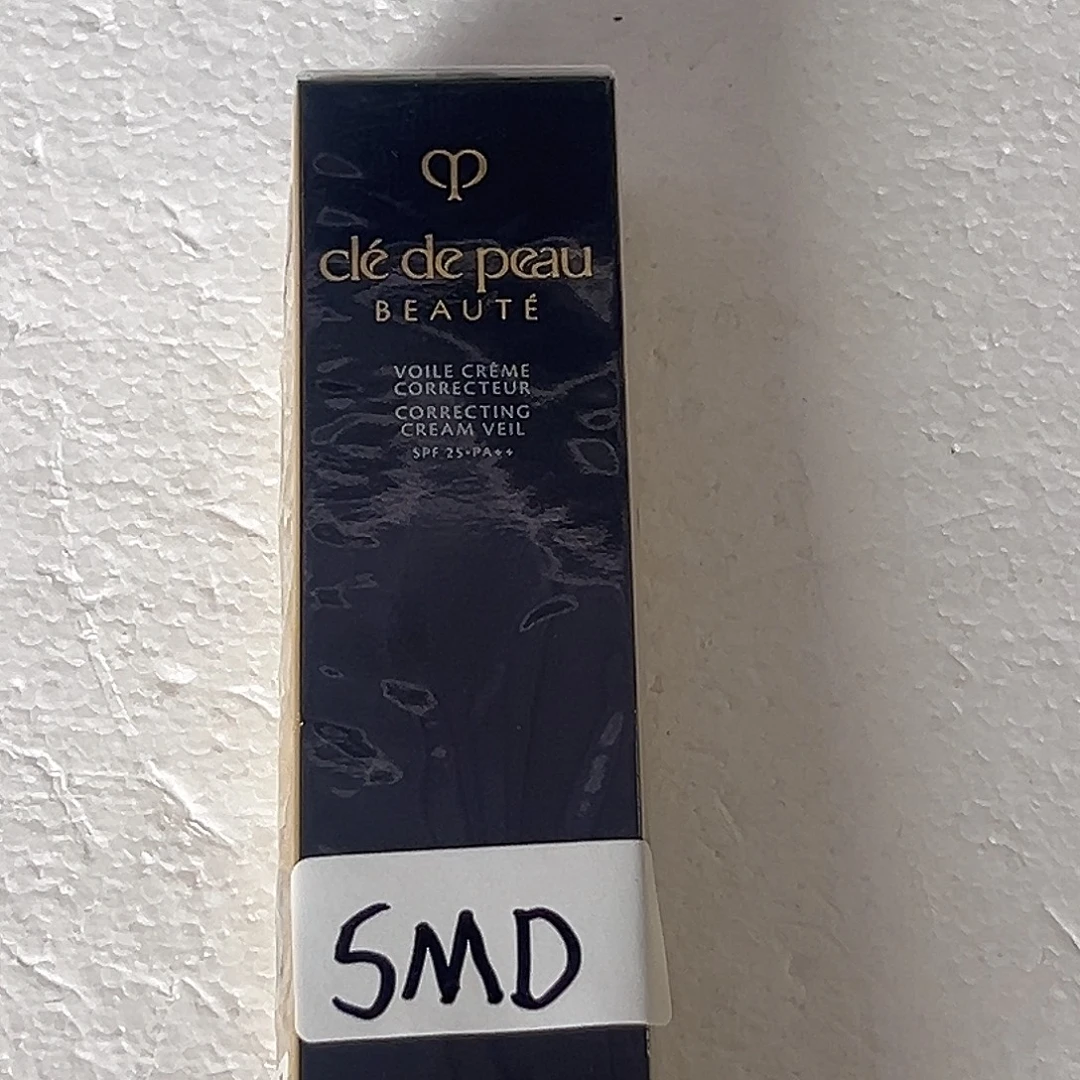 失***桃CPB 光凝润彩妆前霜 37ml