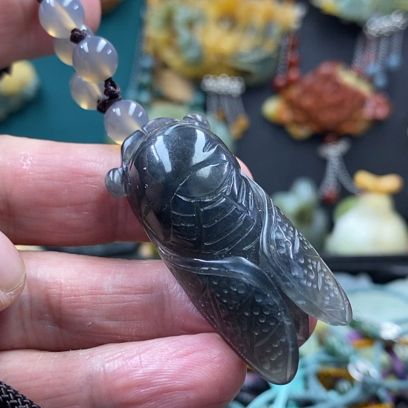 【闪购商品】蛇纹石玉未镶嵌吊坠