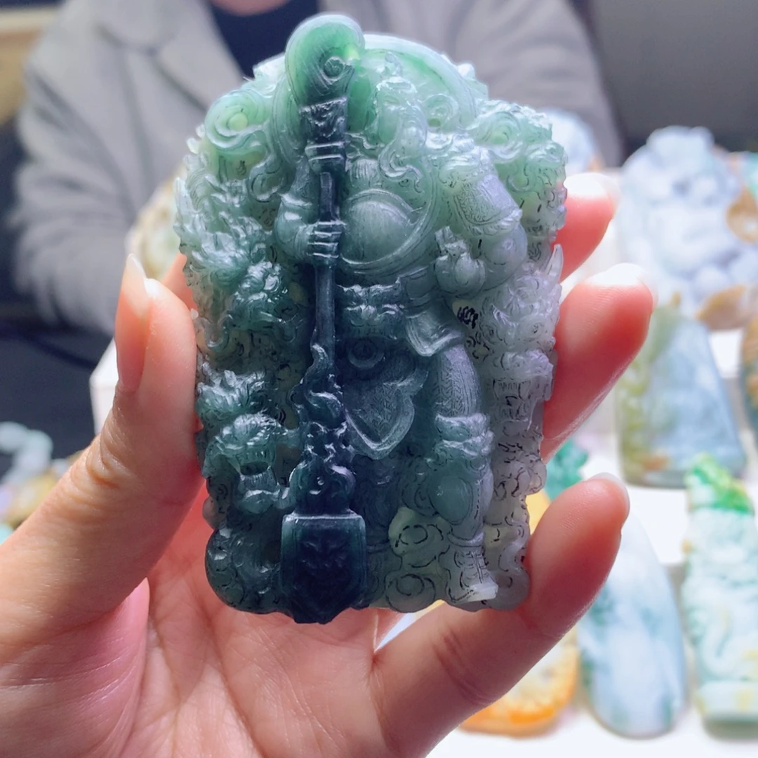 啦***虎定制翡翠未镶嵌翡翠