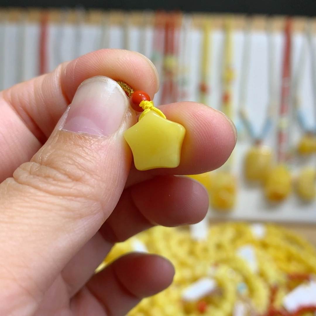 琥珀未镶嵌裸石特价