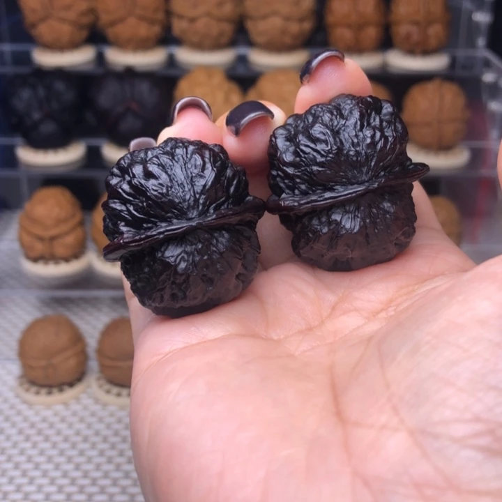 A***y文玩核桃把件666号血舍利34尺