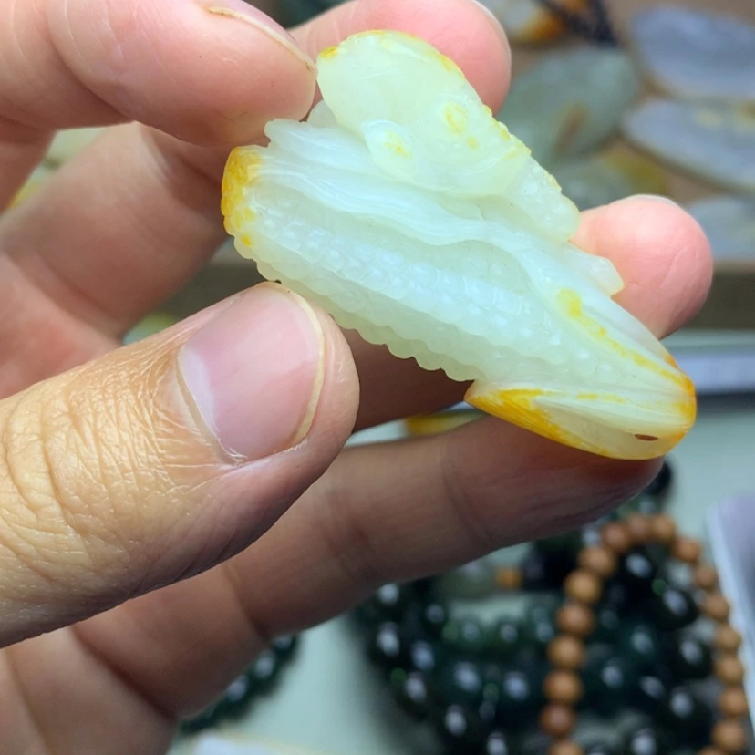 【闪购商品】颈饰未镶嵌和田玉