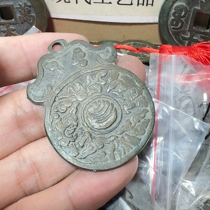 善***待铜现代工艺品花钱