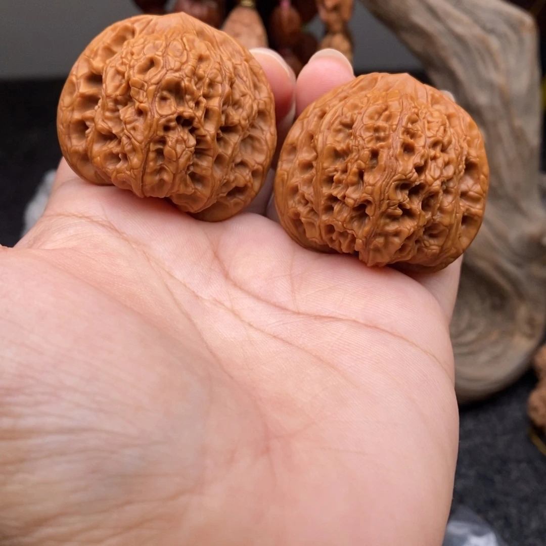 文玩核桃把件40龙洞峪