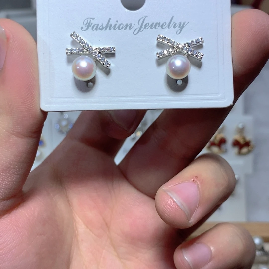 银S925镶嵌淡水珍珠耳饰