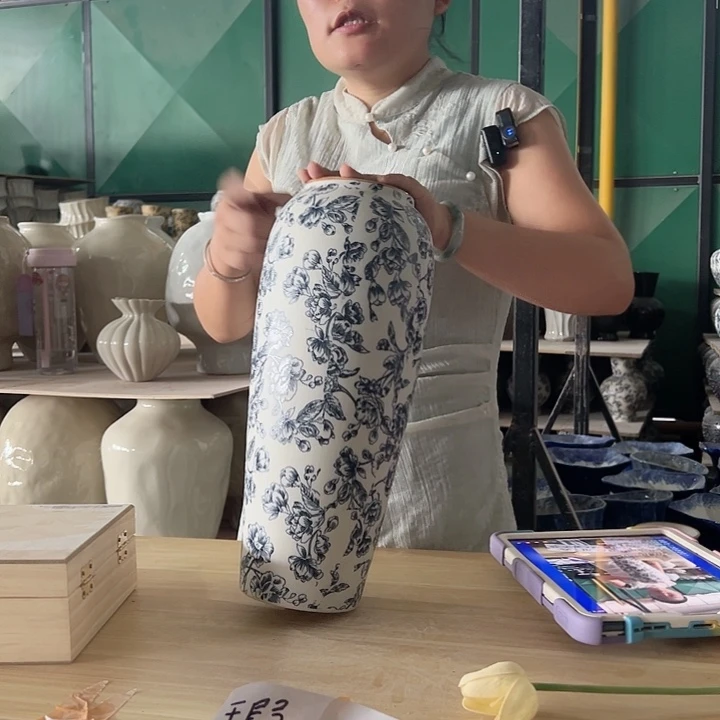 景德镇陶瓷花瓶136