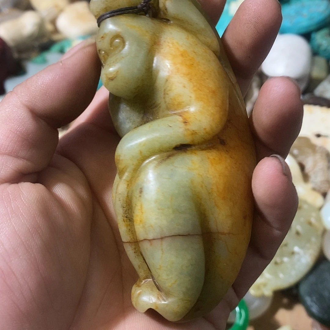 和田玉（糖玉）未镶嵌挂件