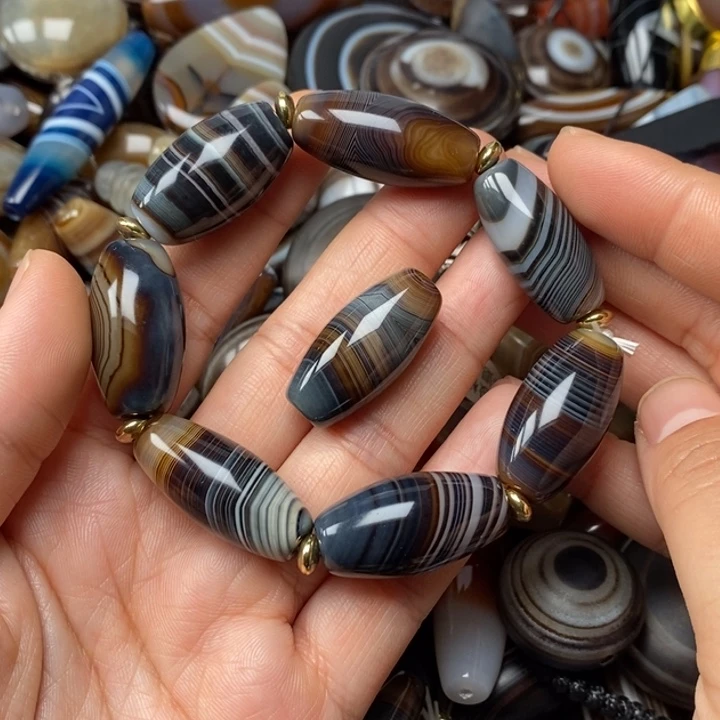 玛瑙/玉髓颈饰未镶嵌