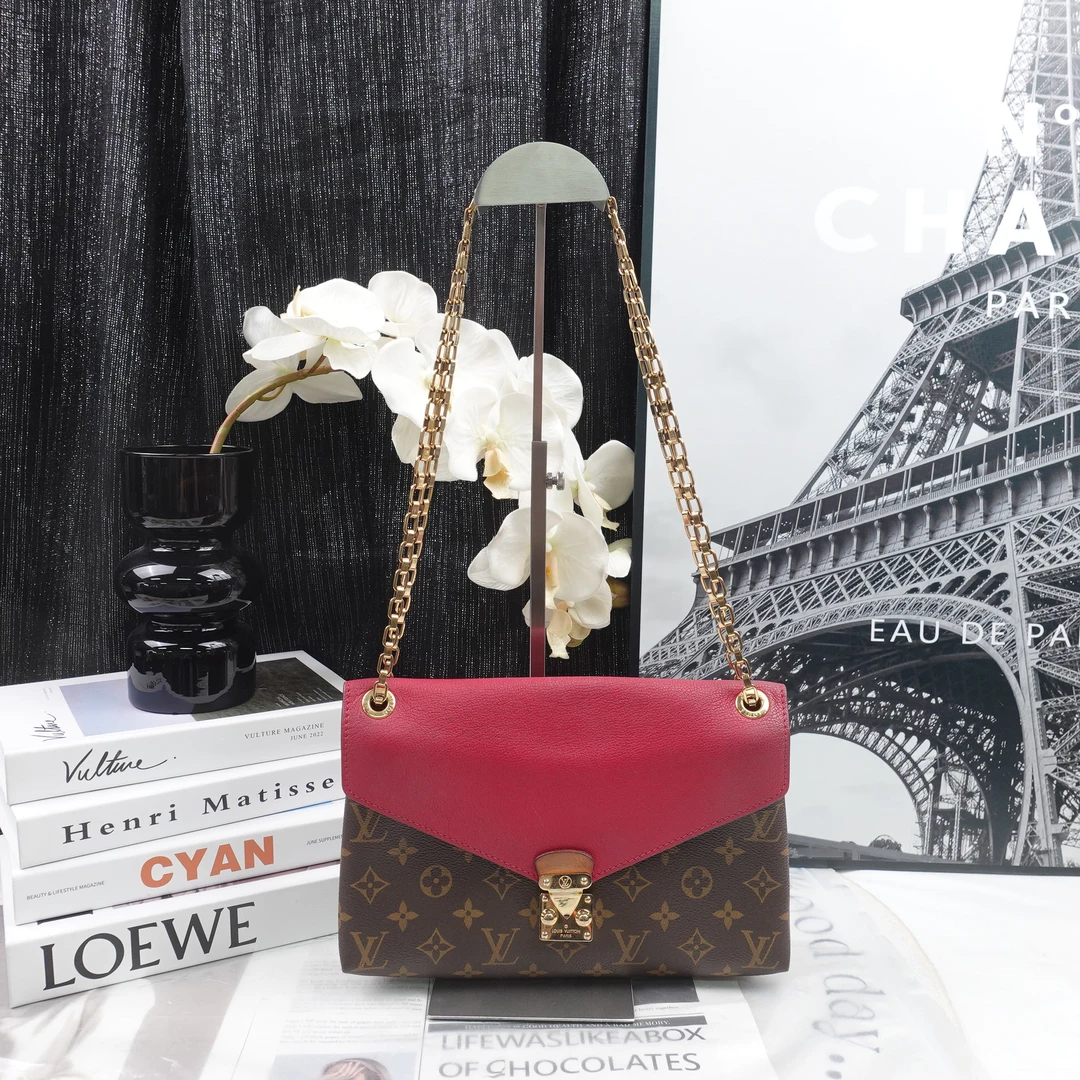 95新 LouisVuitton/路易威登 单肩包/T20285975