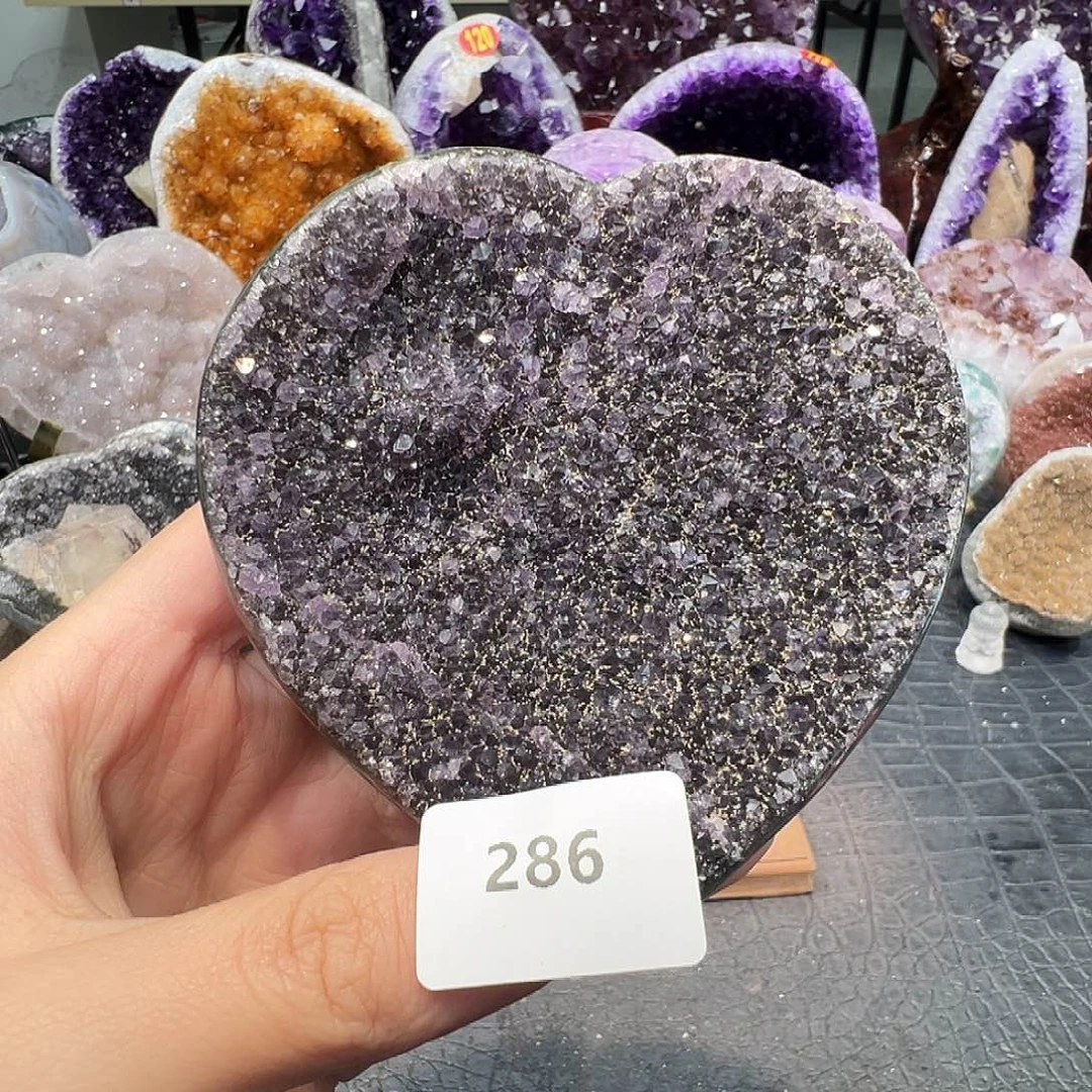 紫晶未镶嵌珠宝半成品