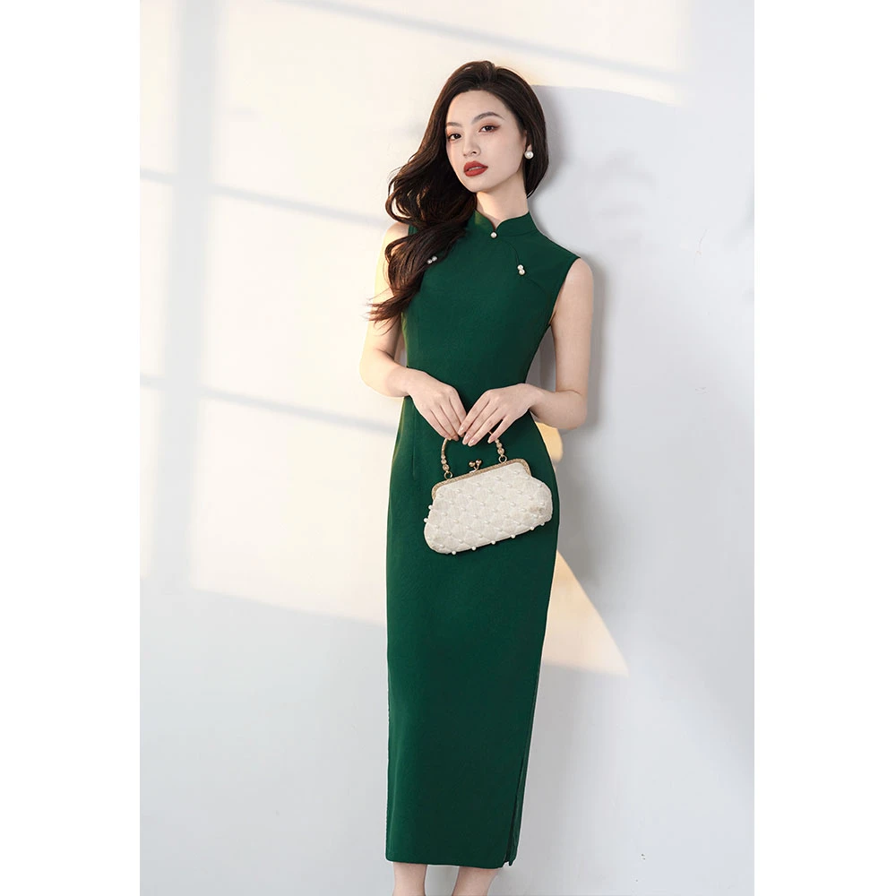 6604绿色旗袍2025新款改良高端气质连衣裙夏季年轻款国风长款无袖