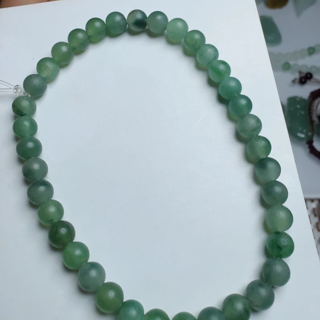 定制翡翠未镶嵌手串