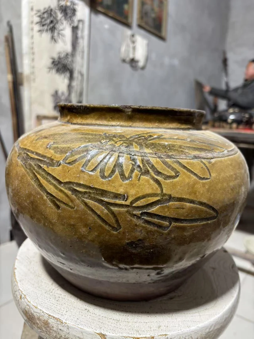 黄罐罐带暗刻花漂亮