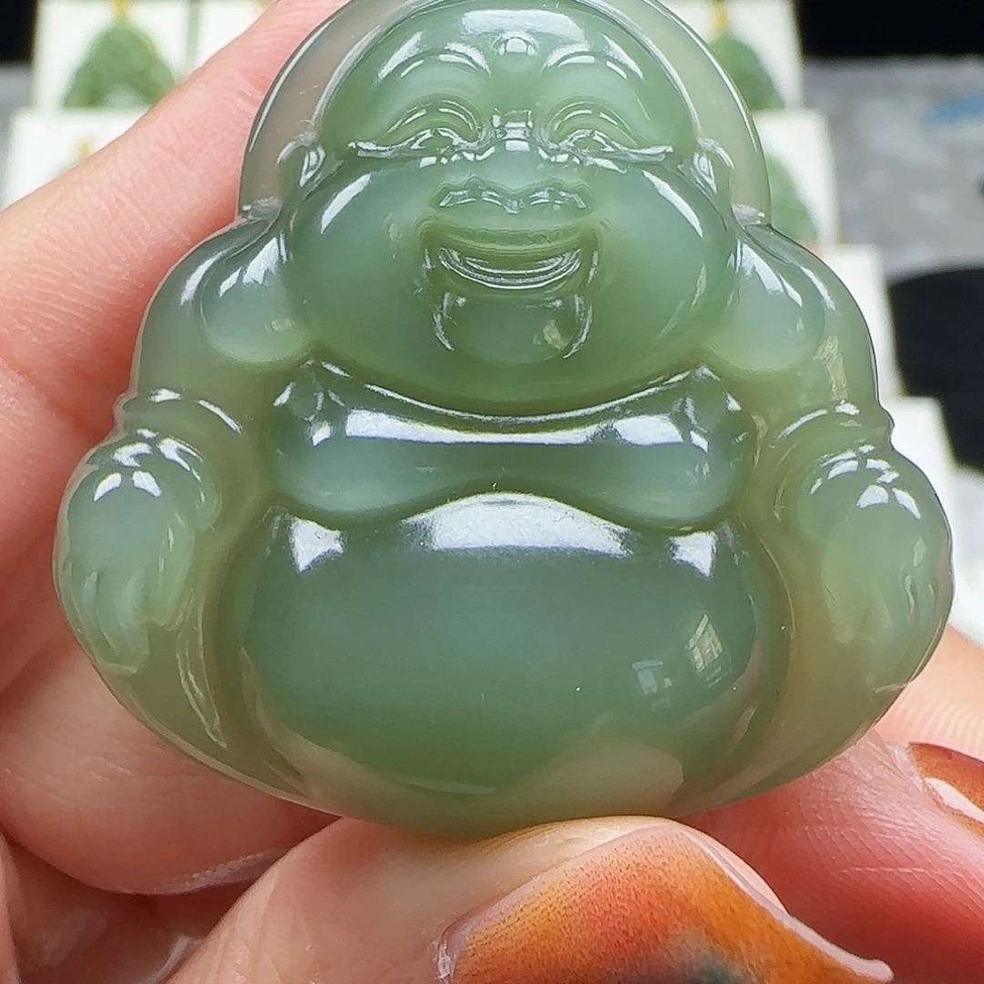 和田玉未镶嵌吊坠(赠链)