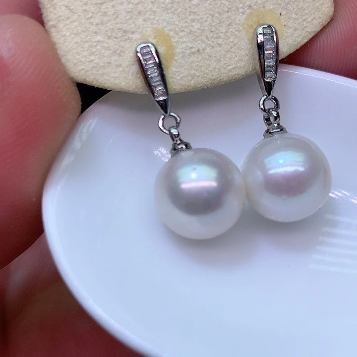 银S925镶嵌耳饰淡水珍珠