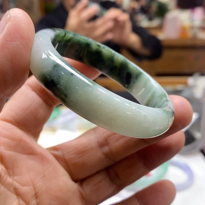 翡翠未镶嵌手镯翡翠手镯50-52，卡13