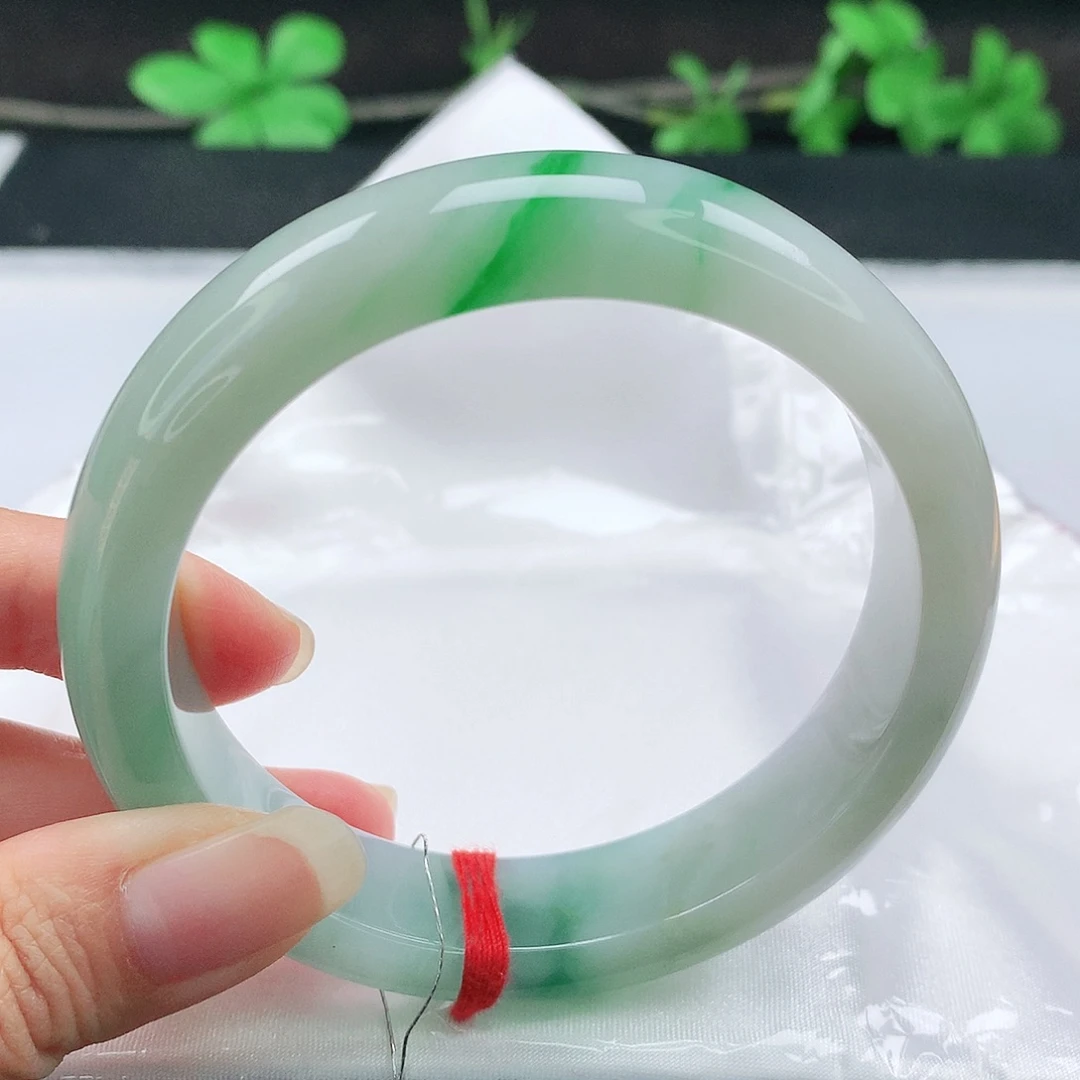 翡翠未镶嵌手镯61圈