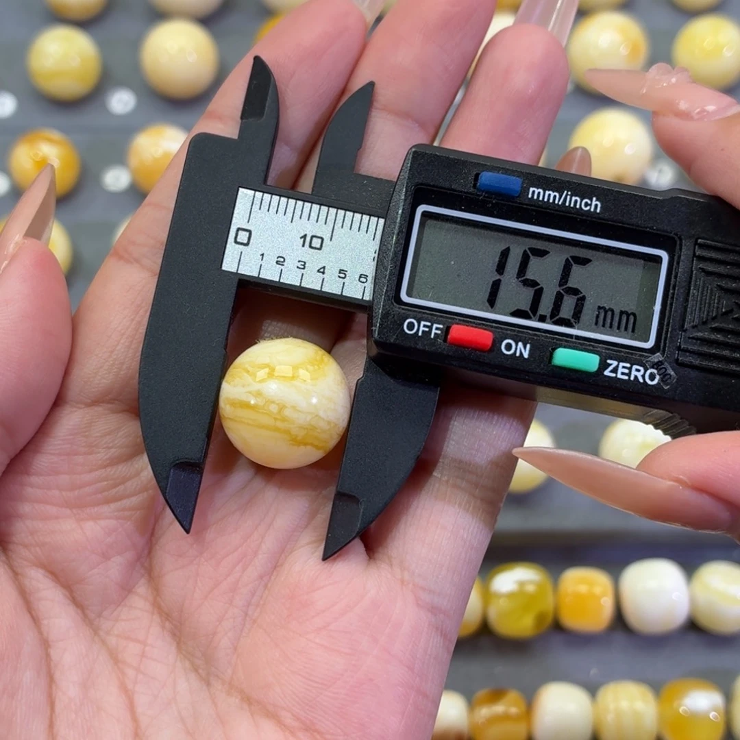 *****琥珀未镶嵌裸石微瑕圆珠