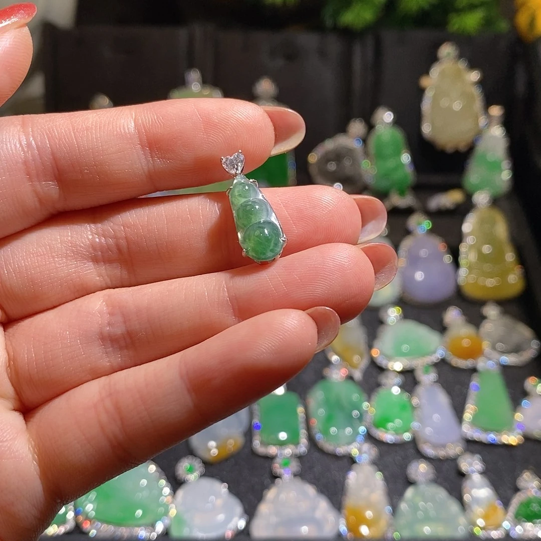 颈饰银S925镶嵌翡翠天然翡翠