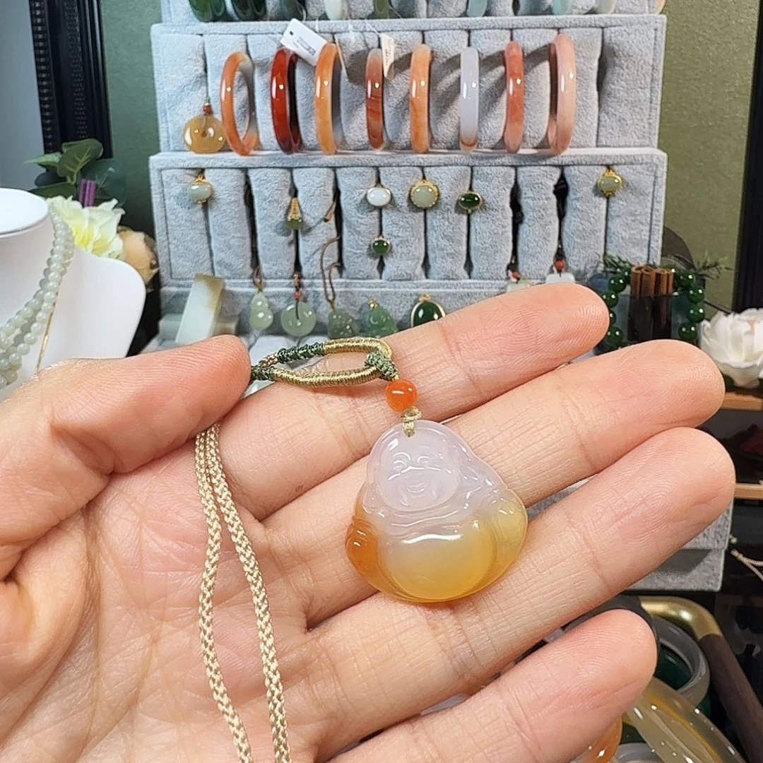 Ö***椰玛瑙/玉髓未镶嵌颈饰