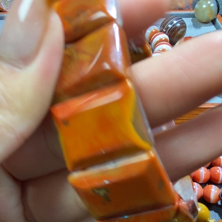 玛瑙/玉髓未镶嵌颈饰