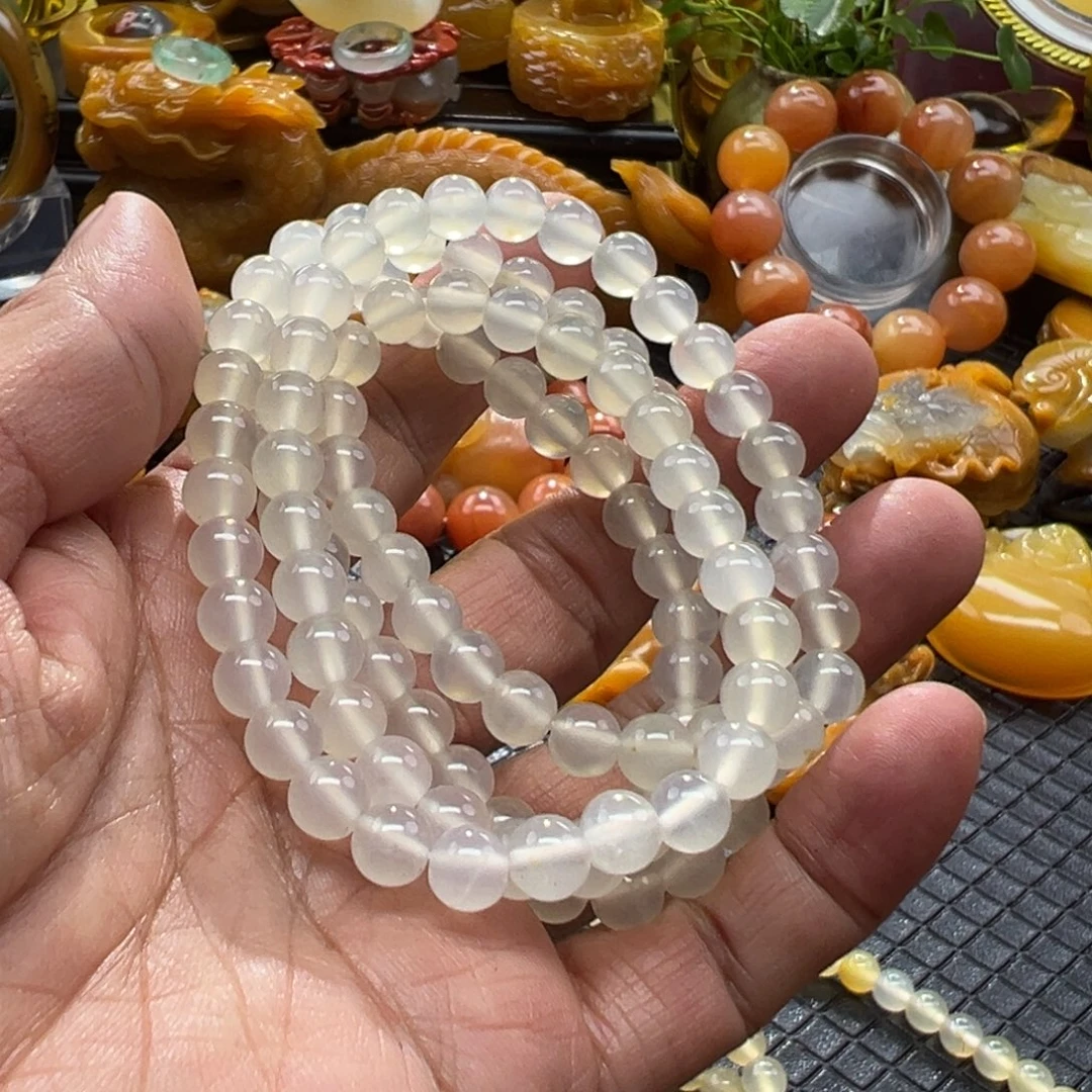 石英质玉未镶嵌颈饰