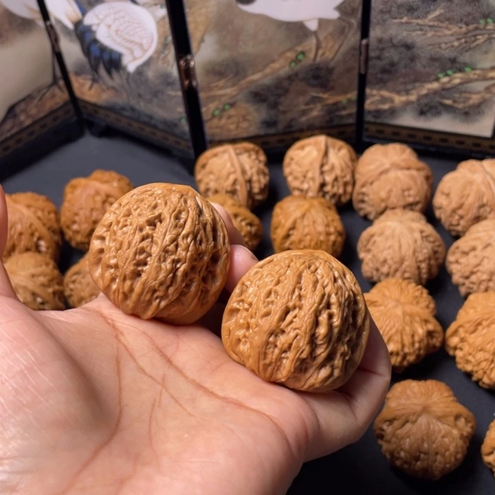 文玩核桃把件39铁锤中高桩