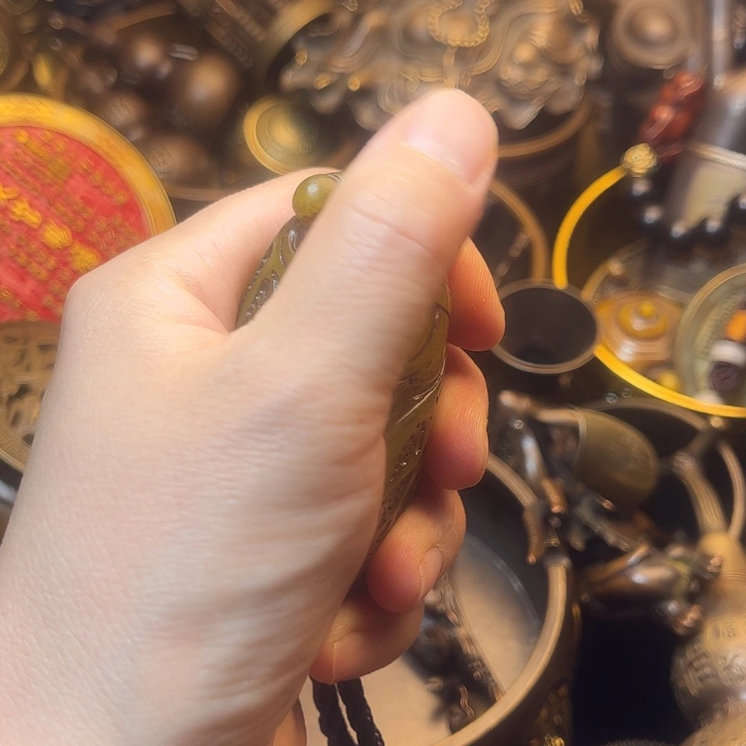 精美铜器工艺品等