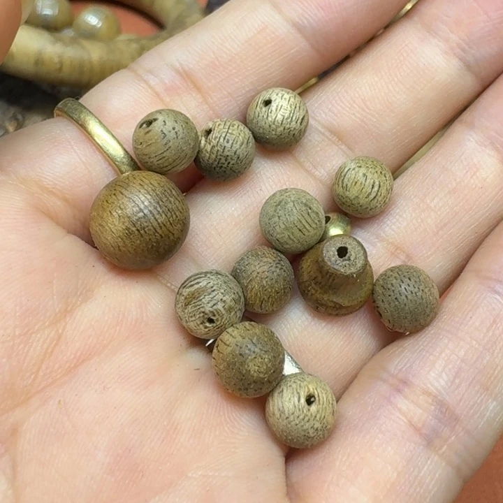 大叶紫檀（黑酸枝木类）