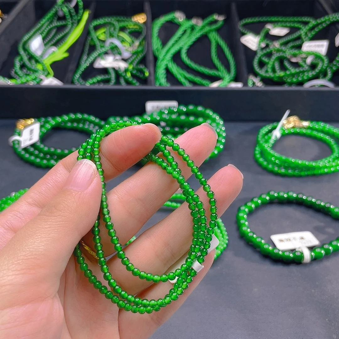 翡翠未镶嵌颈饰