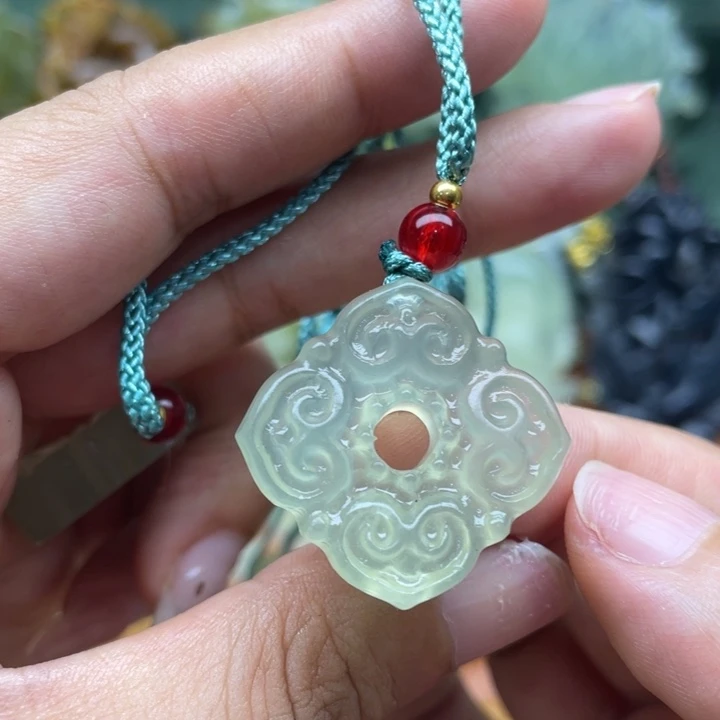 蛇纹石玉未镶嵌项链