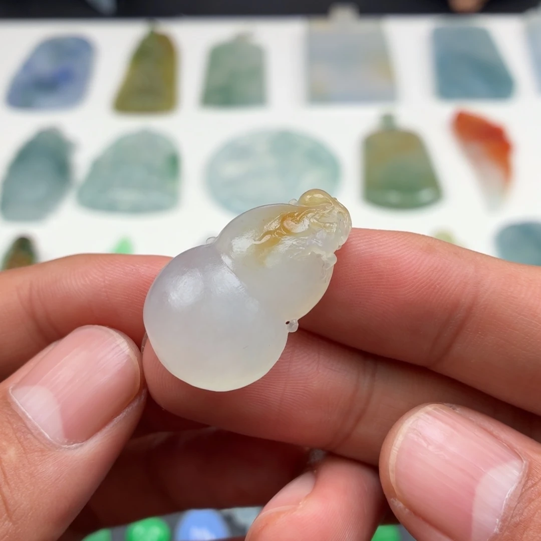 定制翡翠未镶嵌葫芦