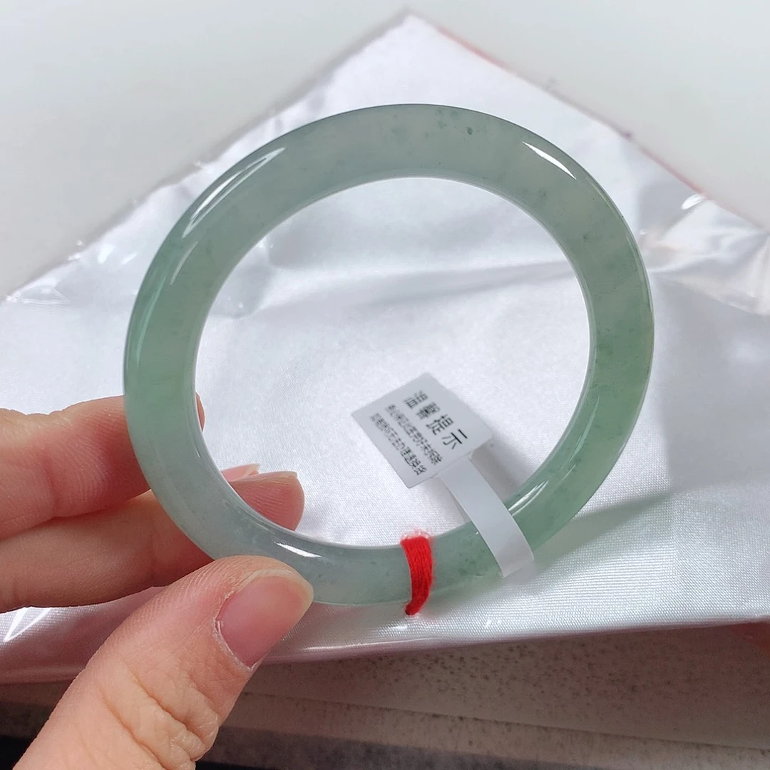 翡翠手镯未镶嵌①⑨⑨