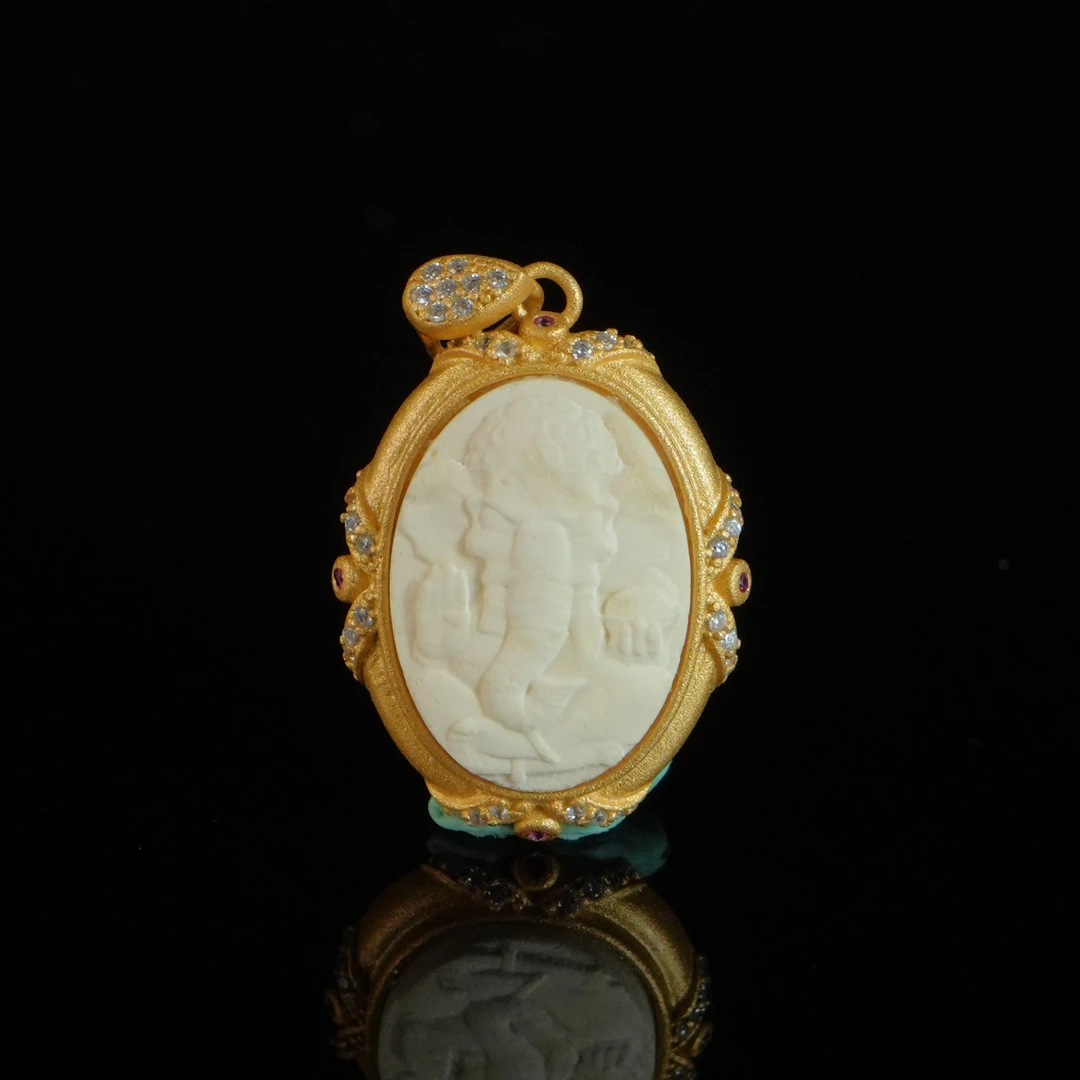 M3173 瓷白蜜蜡吊坠 3.00g