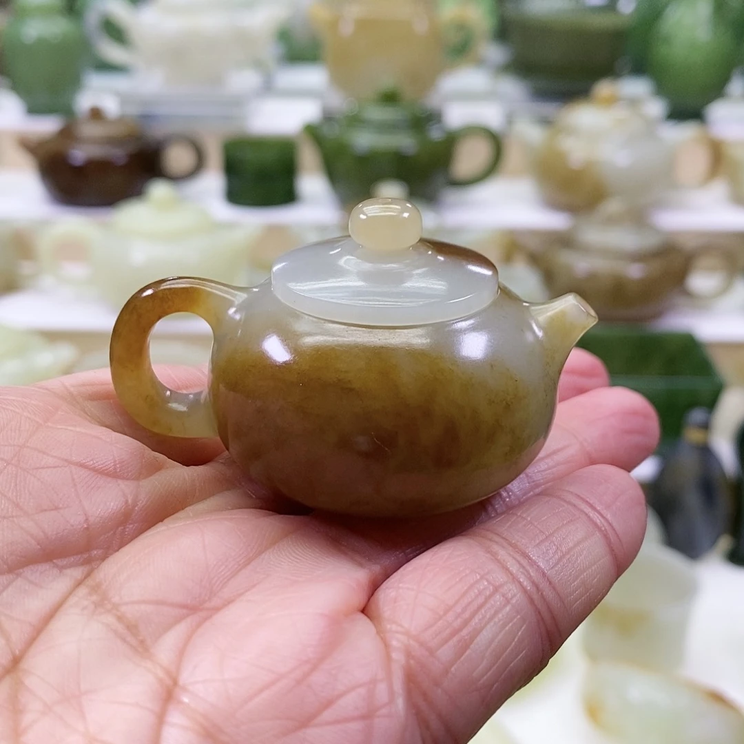 和田玉茶壶未镶嵌国***君